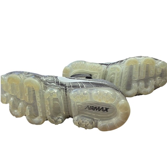 vapormax flyknit 2 size 7